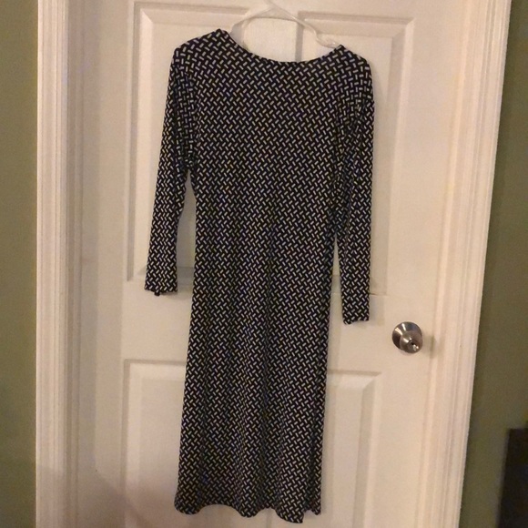 Dress - Picture 3 of 4